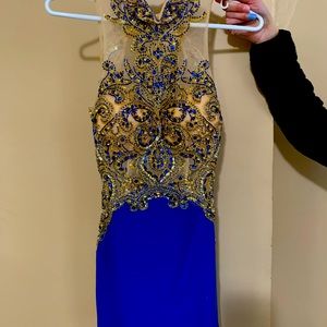 Homecoming dress size 00. Worn once . Great condition. Blue and gold.